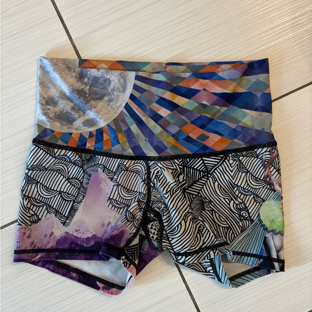 Niyamasol women’s shorts M